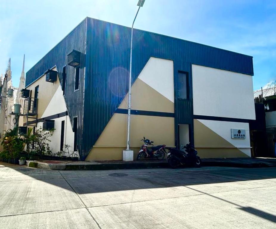 Urban Boutique Balabag (Boracay)
